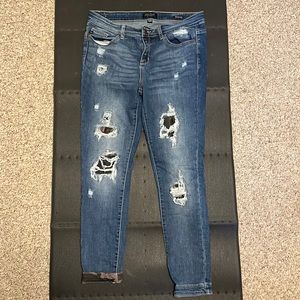 Judy Blue Camo Patch Skinny Jeans